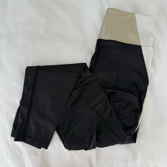 HEROINE SPORT RACER LEGGINGS IVORY / BRUSHED GOLD / BLACK - Picture 2 of 13